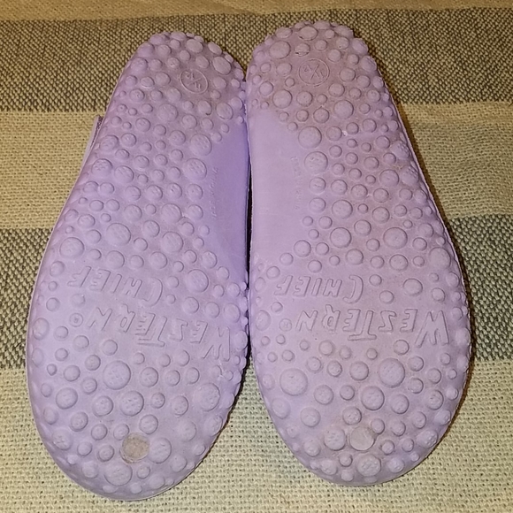 💥 Girls Western Chief Croc Like Shoes - Picture 5 of 5